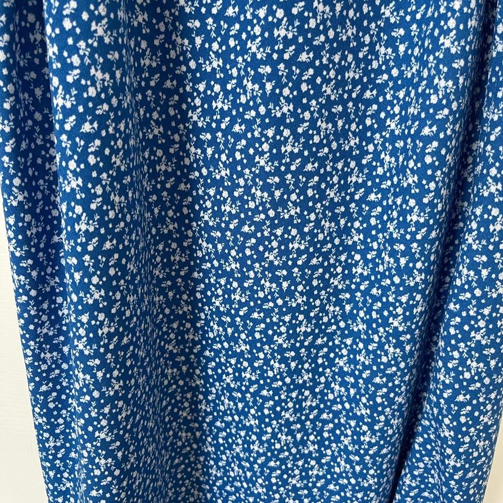 Hollister Blue Floral Midi Dress - Picture 8 of 9